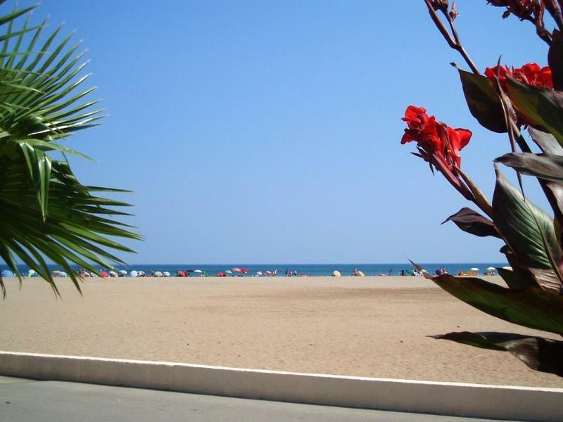 T3 Vue Mer Et Plage, Avec Wifi Et Parking Saint-Pierre-la-Mer  Kültér fotó